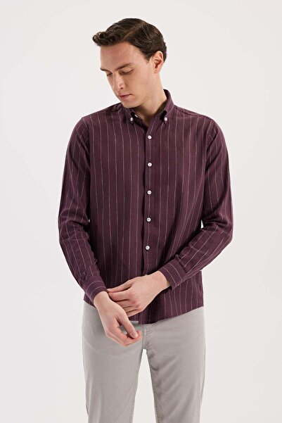 Jakamen Burgundy Comfort Fit Button-Down Collar Cotton Shirt