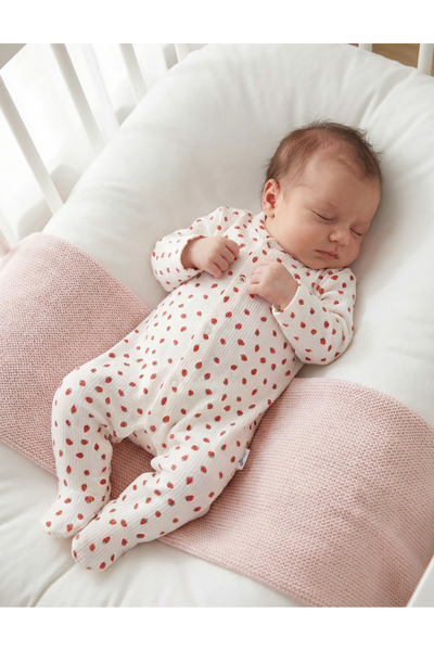 MiniKids Ολόσωμη φόρμα με μικρές φράουλες, λευκό σχέδιο