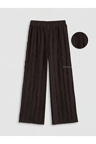 LC Waikiki Girls' Wide-Leg Textured Pants from Uzg Store for Style Enthusiasts