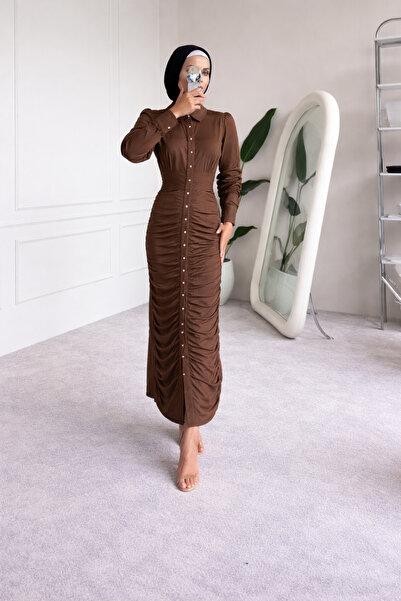 Cardella Μακρύ φόρεμα από ύφασμα ποπλίνας Lora με κορδόνι περίσφιξης – Με κου...