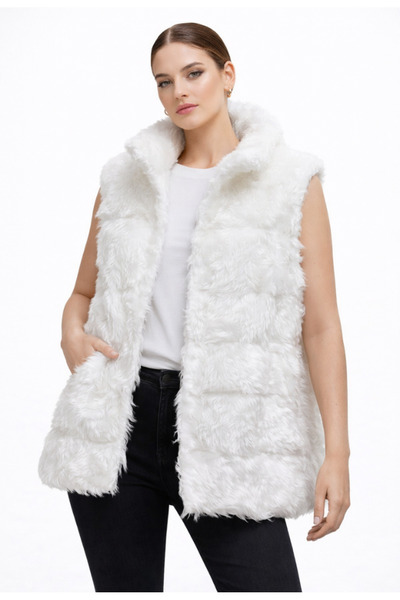 Nobrand White faux fur vest, no closure, elegant relaxed cut