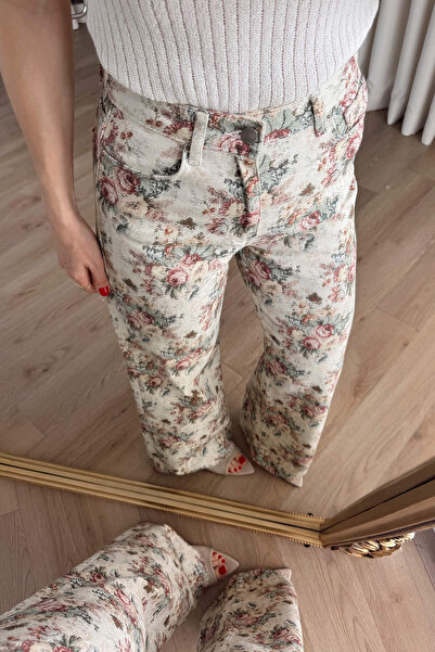 Sue Store Κρεμ ροζ τζιν με φλοράλ σχέδιο