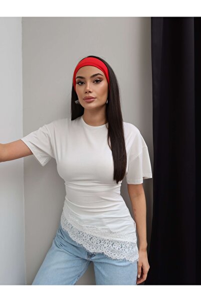 ESRAHELVACI Lace Hem Asymmetrical Tshirt