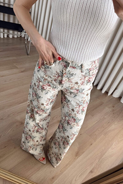 Sue Store Cream Pink Floral Patterned Jeans