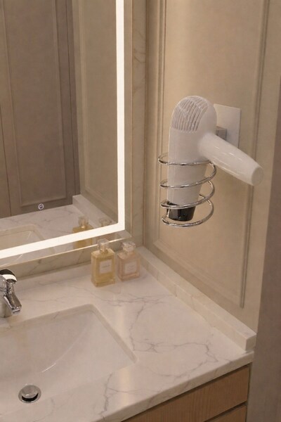 Sas Haus Metal Krom Yapışkanlı Saç Kurutma Makinesi Askısı - Banyo Duvar Düzenleyici MS-012
