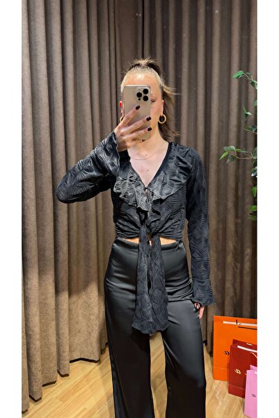 Maysa Black Ruffled Blouse