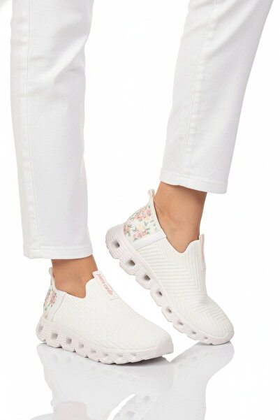 Pierre Cardin Λευκά διχτυωτά ελαφριά γυναικεία αθλητικά παπούτσια που φοριούν...