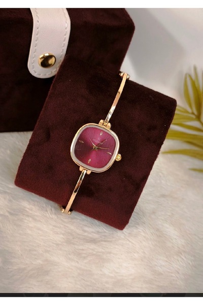 coiseum Gold Kelepçe Kadın Kol Saati – Zarif & Modern Tasarım