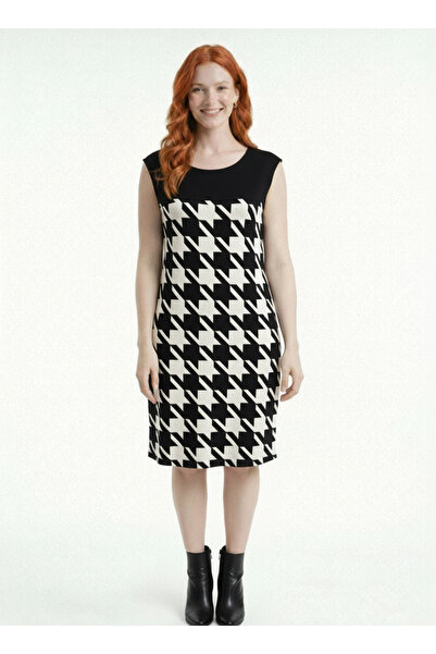 Neden Tekstil Γυναικείο αμάνικο φόρεμα με ασπρόμαυρο σχέδιο πάνω από το γόνατο