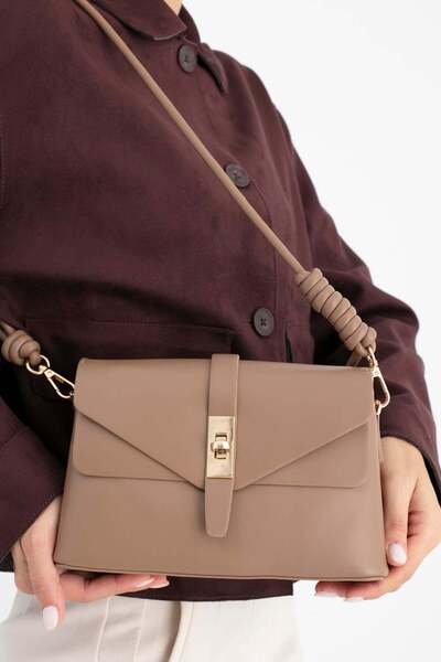 Monte Lui Matthew Cox Women's Shoulder Bag Byn2403 Mink