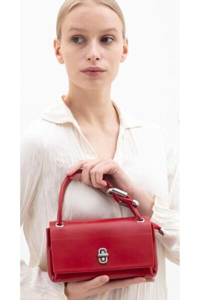 Monte Lui Matthew Cox Women's Arm Bag Red Byn2460