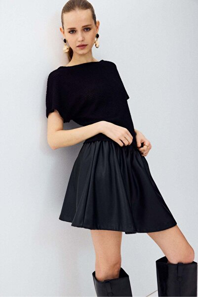 H&M Batwing-sleeved jersey top