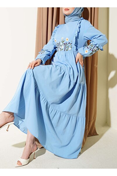 Lavanta Tekstil Φόρεμα ποπλίνα με βολάν στο γιακά και κέντημα