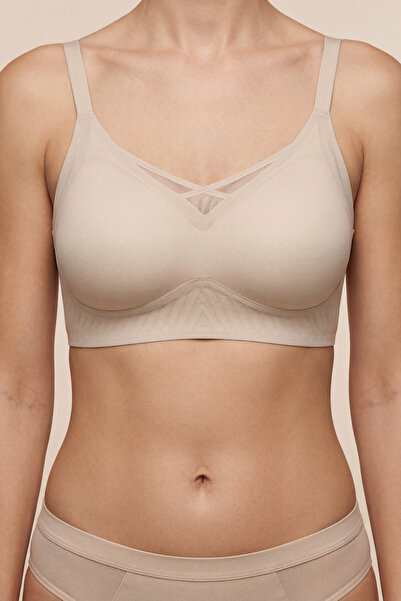 C&City Σουτιέν χωρίς μπανέλες, χωρίς ραφές, με επένδυση κοπής με λέιζερ CC422...