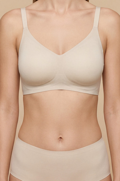C&City Σουτιέν χωρίς μπανέλες, χωρίς ραφές, με επένδυση κοπής με λέιζερ CC415...