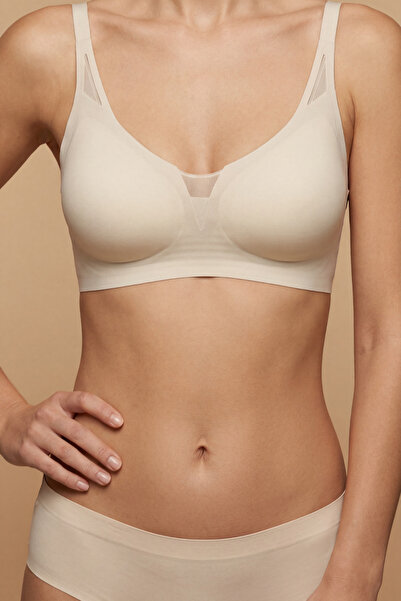 C&City Σουτιέν χωρίς μπανέλες, χωρίς ραφές, με επένδυση κοπής με λέιζερ CC428...