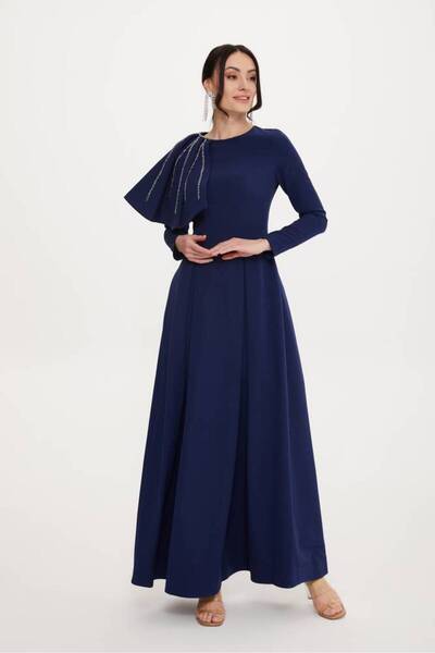 Stylish Fashion فستان من ستايلش فاشن تركي كحلي طويل بقصة مطرزة على الكتف