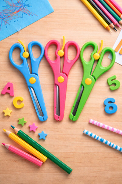 Kardelux 3 τεμάχια πλαστικά παιδικά ψαλίδια με προστασία - με αμβλύ άκρο - ελ...