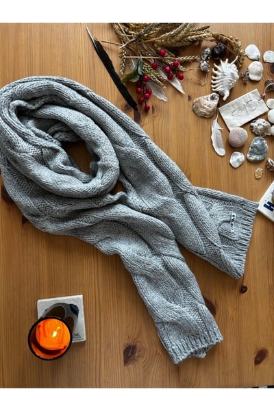 Chinko Woolen, Soft and Flowy, Unisex Scarf That Wraps You in Love.