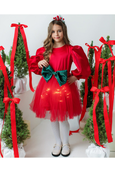fustite cu luminite Rochie roșie luminoasă cu fundă verde, stil de primăvară ...