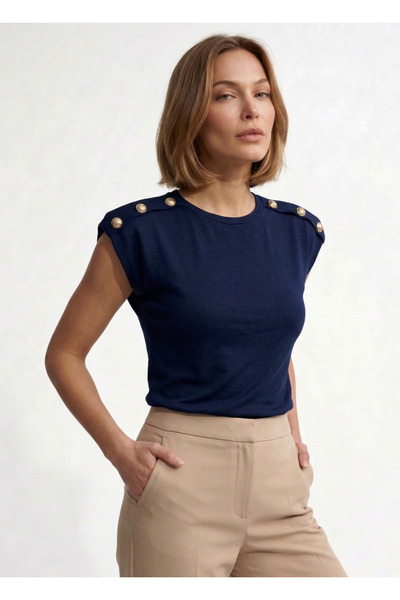 Moda Lounge YENİ ÜRÜN Pamuk Dokulu Vatkalı Düğme Detaylı Bluz