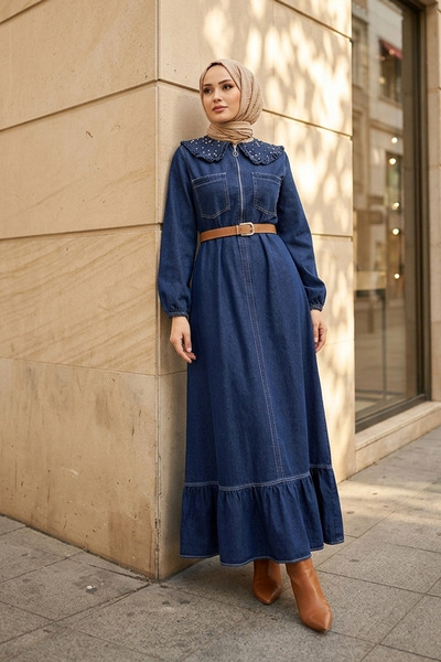 MODAQU Φόρεμα τζιν με φερμουάρ, λαιμόκοψη μωρού και λεπτομέρεια από πέρλες με...