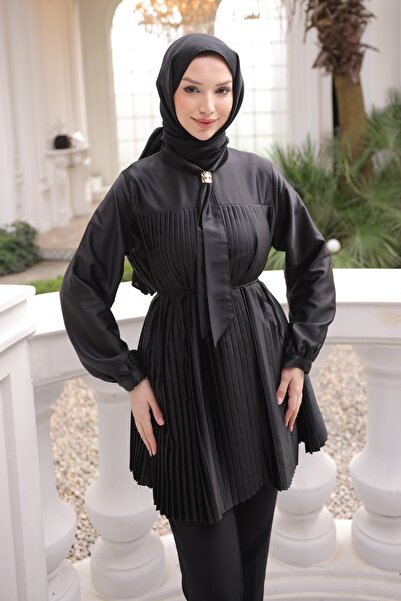 Gioni Bordo Foulard Collar Pleated Tunic