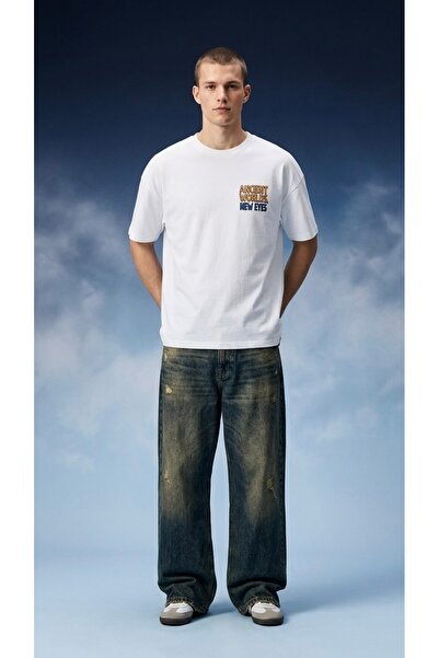 HOXİE Men's White Oversize Fit Back Printed Astronaut Graphic T-Shirt