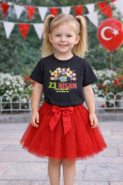 ues Σετ με θέμα τις 23 Απριλίου για κορίτσια: Μαύρο κοντομάνικο μπλουζάκι και...