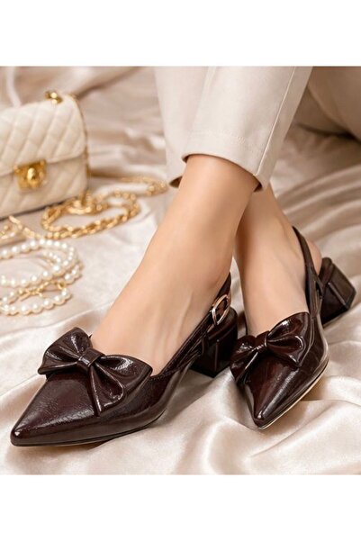 PAPUCUMUN DÜNYASI Δερμάτινα γυναικεία παπούτσια με φιόγκο και χοντρό χαμηλό τ...