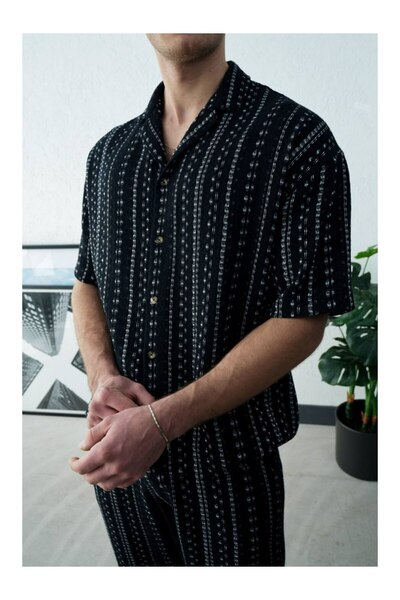 perasttesktil Ανδρικό πουκάμισο με κοντό μανίκι και γιακά με έθνικ σχέδια