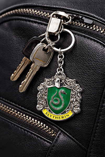 HER ŞEY NOTA www.herseynota.com Harry Potter Slytherin Metal Keychain Green C...