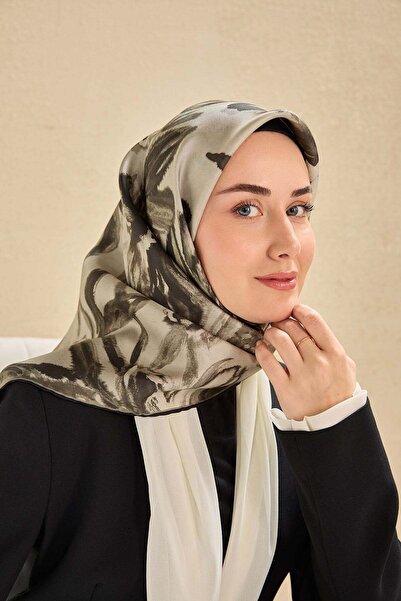 Silk Home وشاح حرير تويلي رمادي اللون 90x90