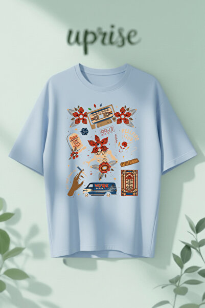 Vordevia Μπλουζάκι Stranger Things με στάμπα κολάζ από βαμβάκι σε μεγάλο μέγεθος