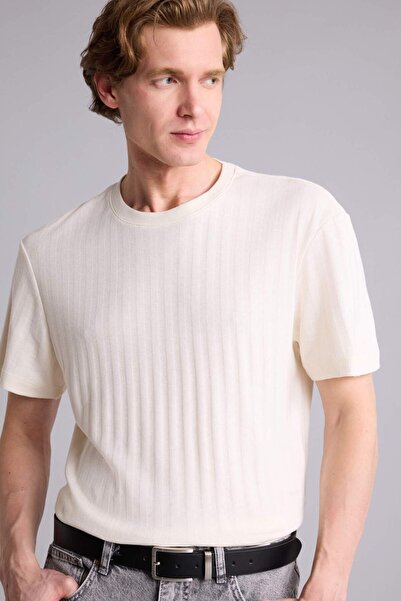 DeFacto Regular Fıt Kısa Kollu Tişört H2443AX26SP