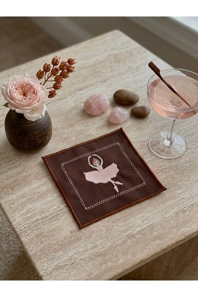 LİONYA DESİGN Set of 4 Ballerina Embroidered Coasters – Cocktail & Presentation Napkins (14X14 cm)