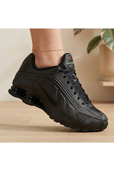 Nike Shox R4 Μαύρα Αθλητικά Παπούτσια για Καθημερινό Περπάτημα