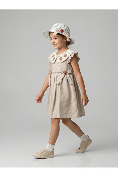 Pampal Κοριτσίστικο φόρεμα με κέντημα φράουλας και καπέλο