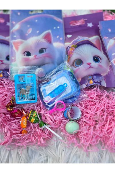 SoCadeauByLyna Clever Kitten Birthday Goody Bag for toddlers: Full, fun and ready-to-give!