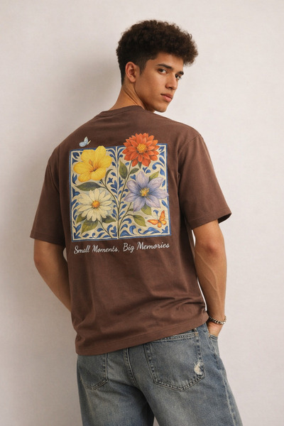 Tarz Cool Ανδρικό μπλουζάκι με φλοράλ στάμπα – Oversize εφαρμογή, με σχέδιο σ...