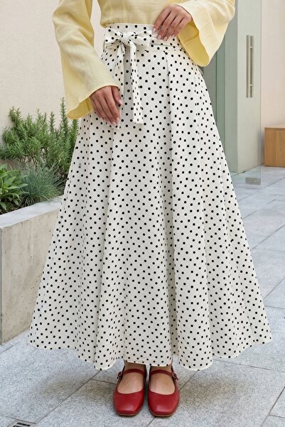 InStyle Ψηλόμεση φούστα με ζώνη και πουά σε λευκό χρώμα