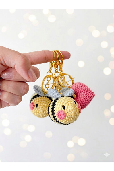elizi dünyası Amigurumi Arı figürlü kalpli anahtarlık (çanta charmı &aksesuar)