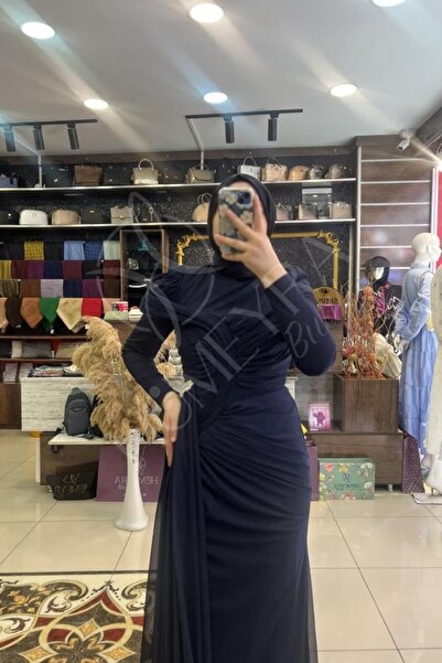 HUMEYRA Shoulder Detailed Fish Tail Evening Dress