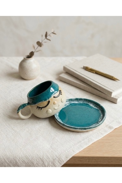 Agartceramic Emoji figür el yapımı stoneware seramik kupa turkuaz
