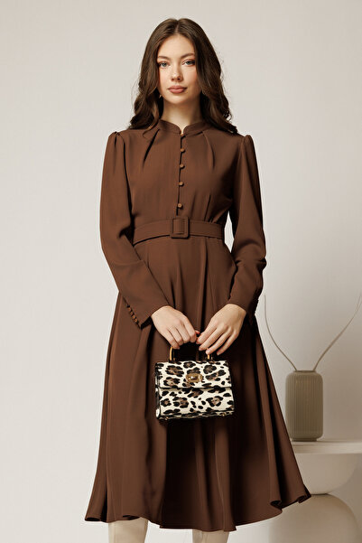 DyFashion Rochie DY Fashion maro din triplu voal cu nasturi pe bust si curea ...