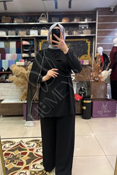 HUMEYRA Chiffon Detailed Top and Trouser Set