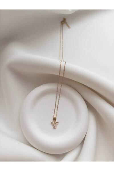 Minne Jewelry-Accessory Minimal Steel Necklace with Firefly Figure - Elegant Minimal Necklace