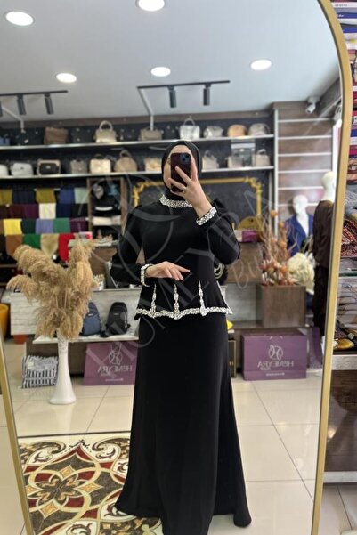 HUMEYRA Stone-Embellished Noble Dress