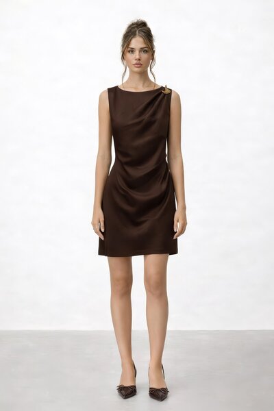 VAGGON Αμάνικο μίνι φόρεμα με μεταλλική λεπτομέρεια αξεσουάρ