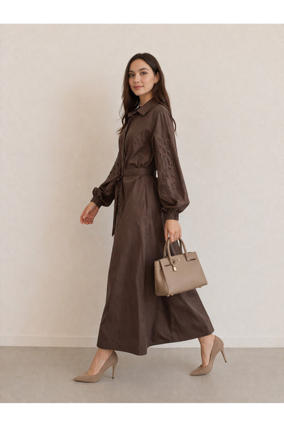 FUAT GÜRSEN Φόρεμα με κορδόνι στη μέση και χάντρες στα μανίκια